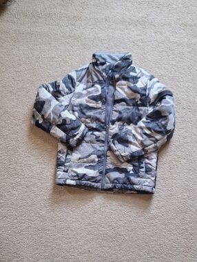 Kids' Gray Camo Puffer Jacket - Cozy Lightweight Coat